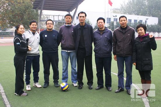 中学体育论文发表-论文 如何做好一名中学体育