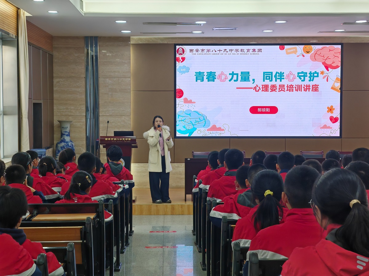 �ഺ������ ͬ�����ػ�