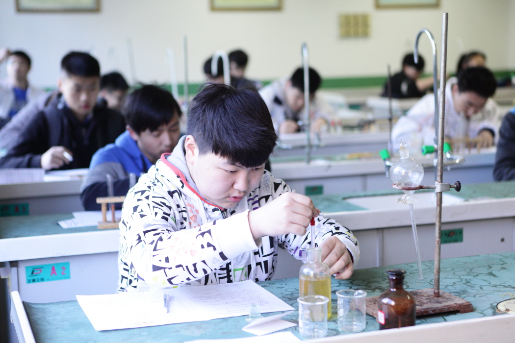 西安市第八十九中学实施2014年高中学业水平